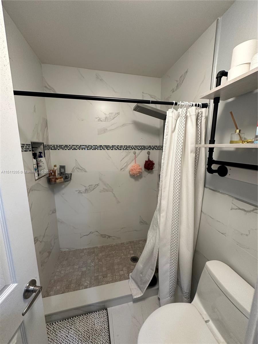 15781 SW 74th St, Miami, Florida 33193, 4 Bedrooms Bedrooms, ,3 BathroomsBathrooms,Residential,For Sale,15781 SW 74th St,A11511205