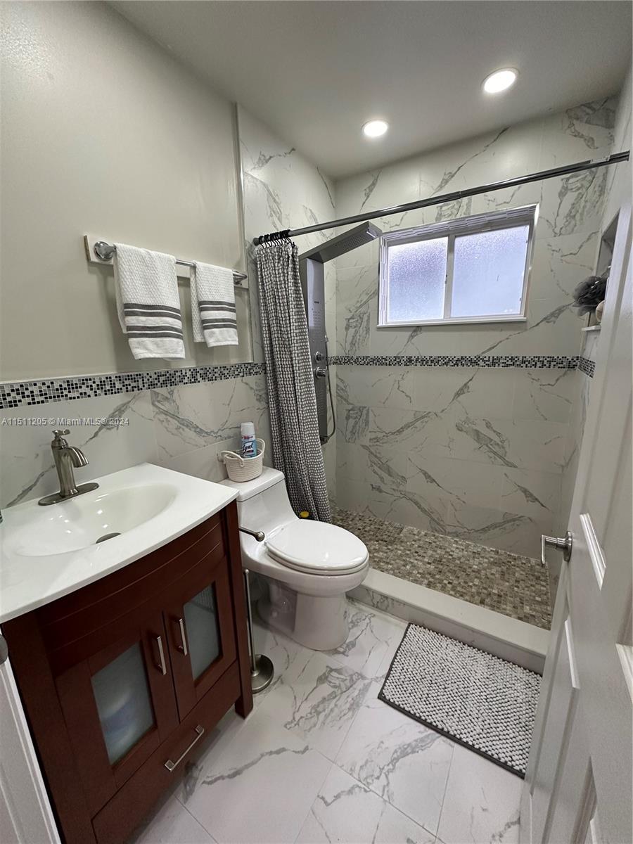 15781 SW 74th St, Miami, Florida 33193, 4 Bedrooms Bedrooms, ,3 BathroomsBathrooms,Residential,For Sale,15781 SW 74th St,A11511205