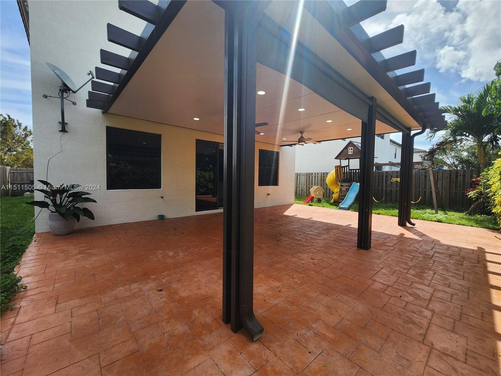 24866 SW 118th Ave 24866, Homestead, Florida 33032, 3 Bedrooms Bedrooms, ,2 BathroomsBathrooms,Residentiallease,For Rent,24866 SW 118th Ave 24866,A11511505