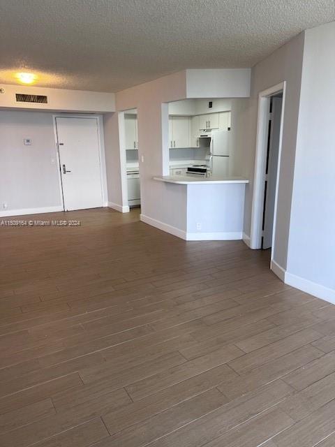 3300 NE 191st St 1104, Aventura, Florida 33180, 1 Bedroom Bedrooms, ,2 BathroomsBathrooms,Residential,For Sale,3300 NE 191st St 1104,A11509164
