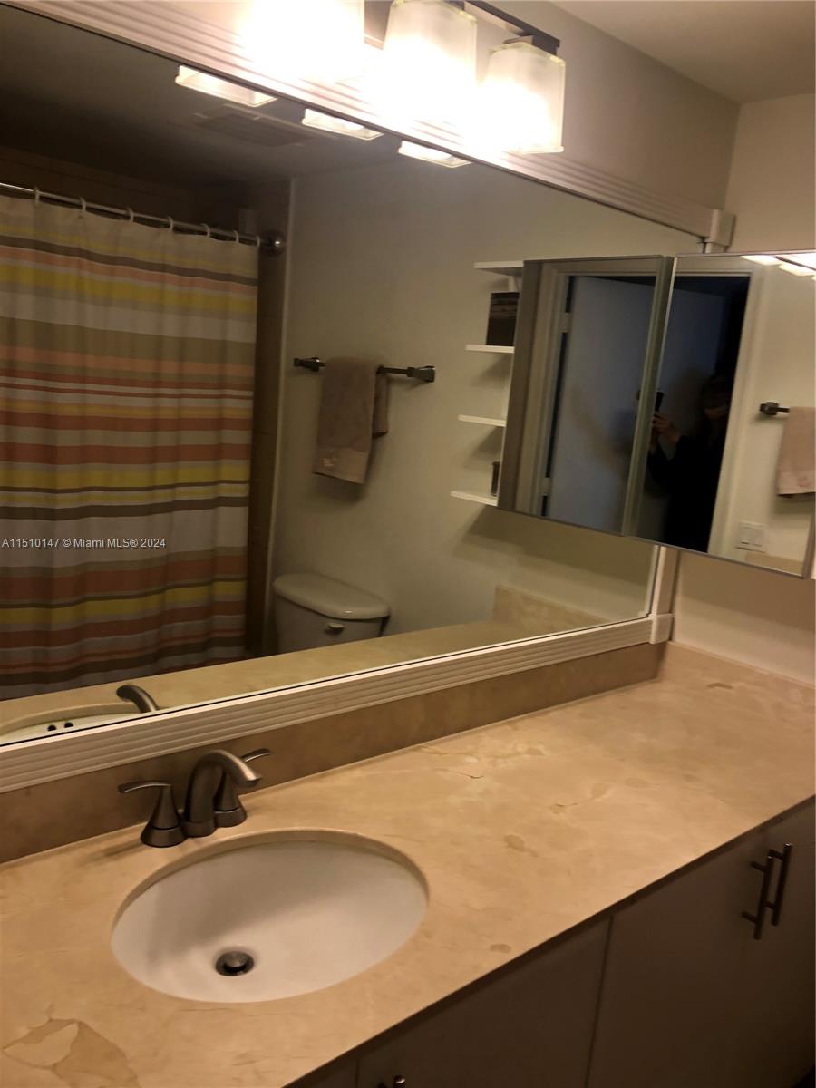 1750 N Bayshore Dr 4208, Miami, Florida 33132, ,1 BathroomBathrooms,Residential,For Sale,1750 N Bayshore Dr 4208,A11510147
