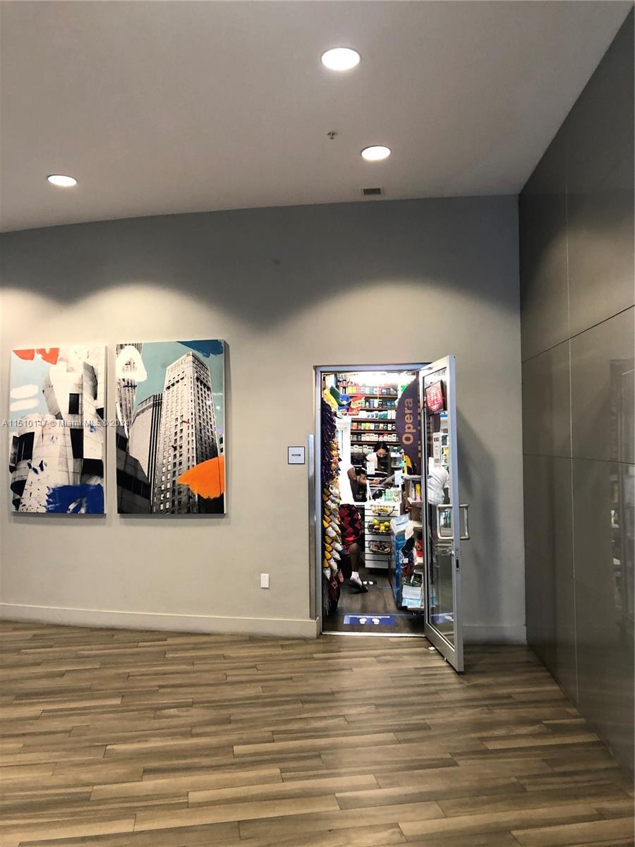 1750 N Bayshore Dr 4208, Miami, Florida 33132, ,1 BathroomBathrooms,Residential,For Sale,1750 N Bayshore Dr 4208,A11510147