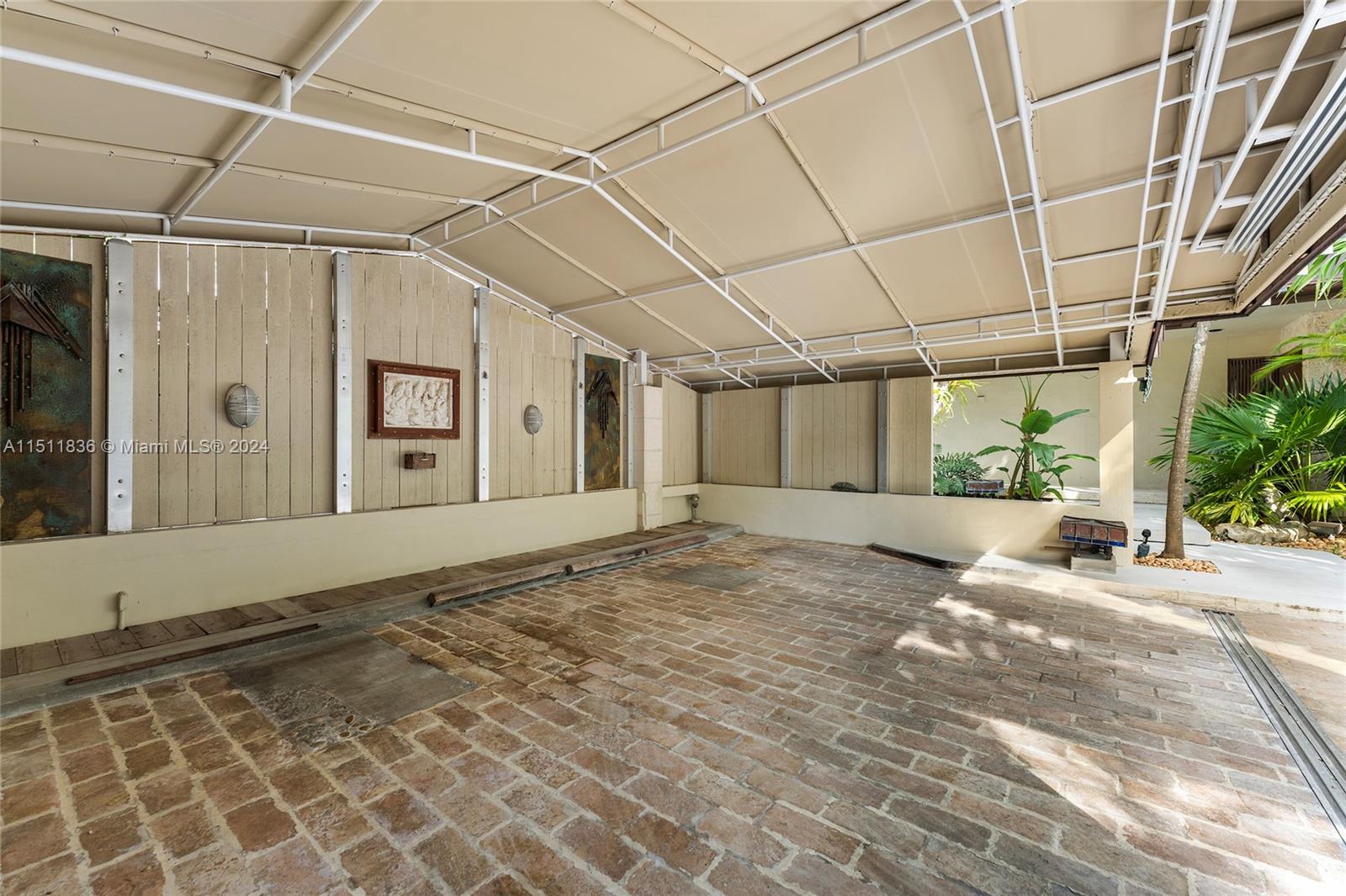 1734 Bayshore Ln, Miami, FL, 33133 United States, 4 Bedrooms Bedrooms, ,4 BathroomsBathrooms,Residential,For Sale,Bayshore Ln,A11511836