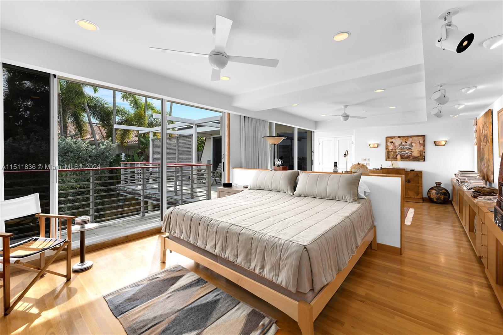 1734 Bayshore Ln, Miami, FL, 33133 United States, 4 Bedrooms Bedrooms, ,4 BathroomsBathrooms,Residential,For Sale,Bayshore Ln,A11511836