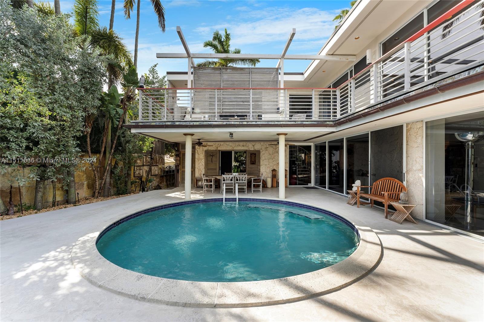 1734 Bayshore Ln, Miami, FL, 33133 United States, 4 Bedrooms Bedrooms, ,4 BathroomsBathrooms,Residential,For Sale,Bayshore Ln,A11511836