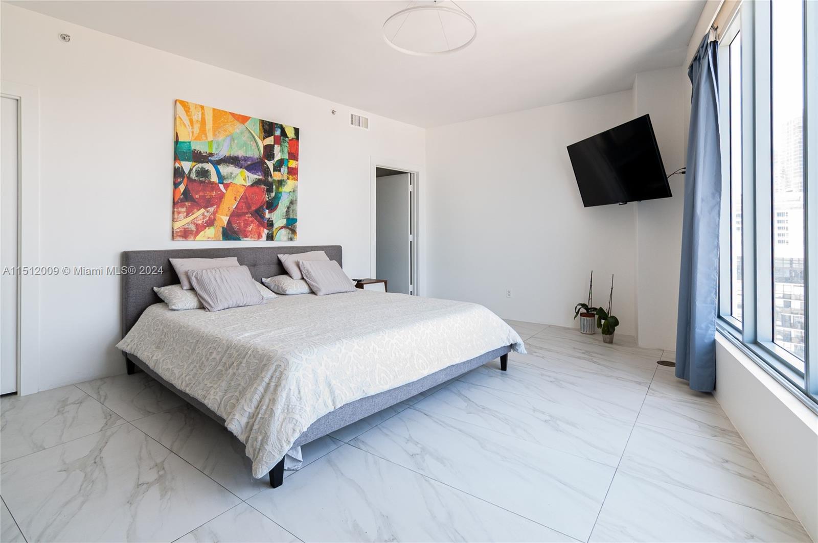 601 NE 36th St 2101, Miami, Florida 33137, 2 Bedrooms Bedrooms, ,2 BathroomsBathrooms,Residentiallease,For Rent,601 NE 36th St 2101,A11512009