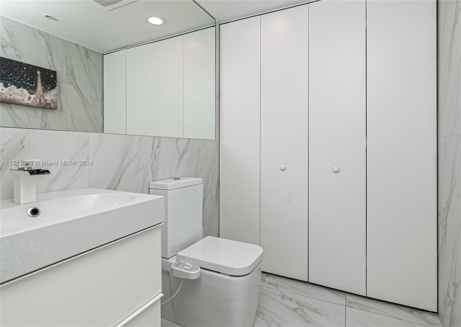 601 NE 36th St 2101, Miami, Florida 33137, 2 Bedrooms Bedrooms, ,2 BathroomsBathrooms,Residentiallease,For Rent,601 NE 36th St 2101,A11512009