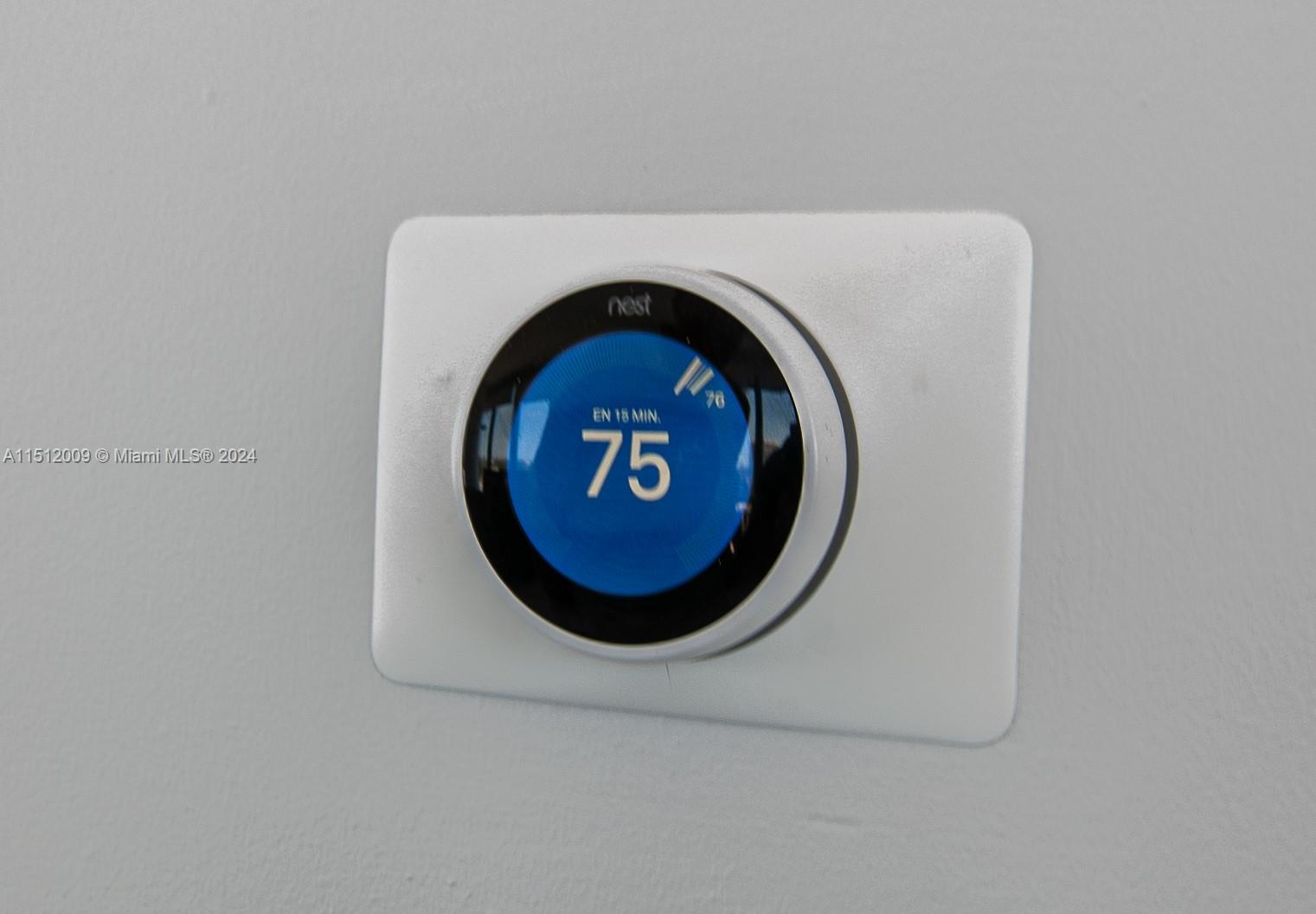 601 NE 36th St 2101, Miami, Florida 33137, 2 Bedrooms Bedrooms, ,2 BathroomsBathrooms,Residentiallease,For Rent,601 NE 36th St 2101,A11512009