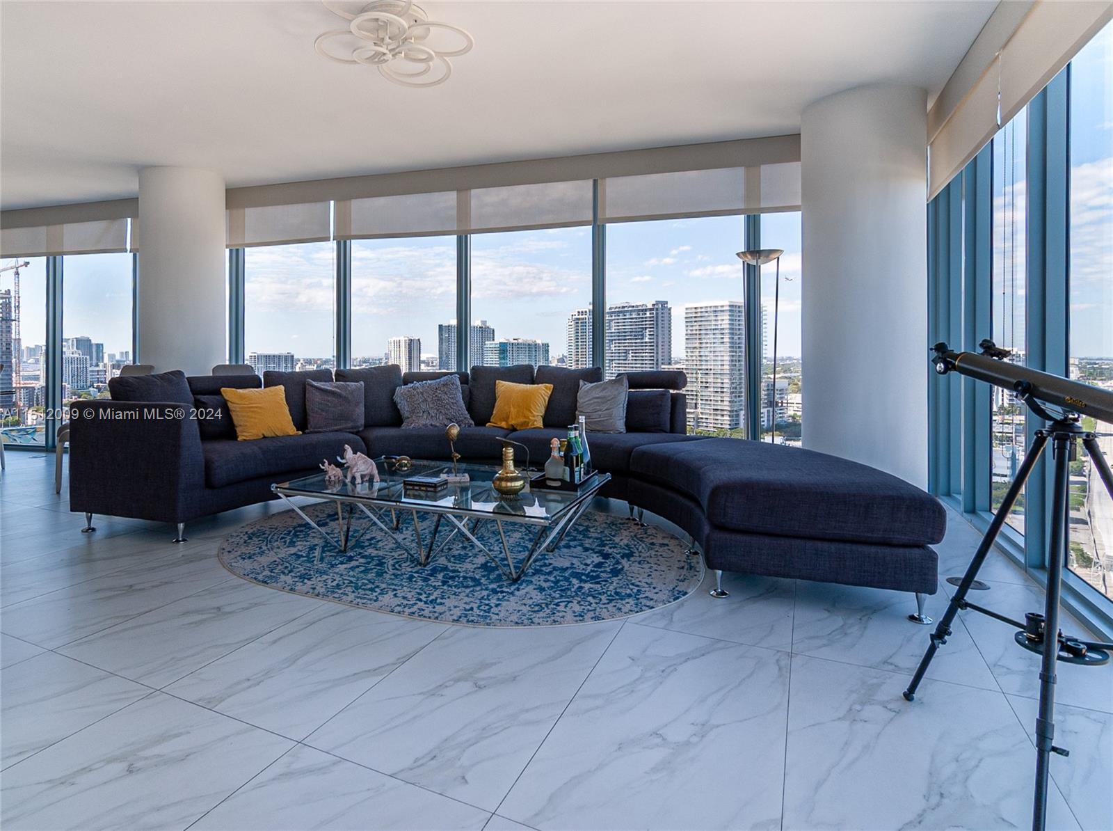 601 NE 36th St 2101, Miami, Florida 33137, 2 Bedrooms Bedrooms, ,2 BathroomsBathrooms,Residentiallease,For Rent,601 NE 36th St 2101,A11512009