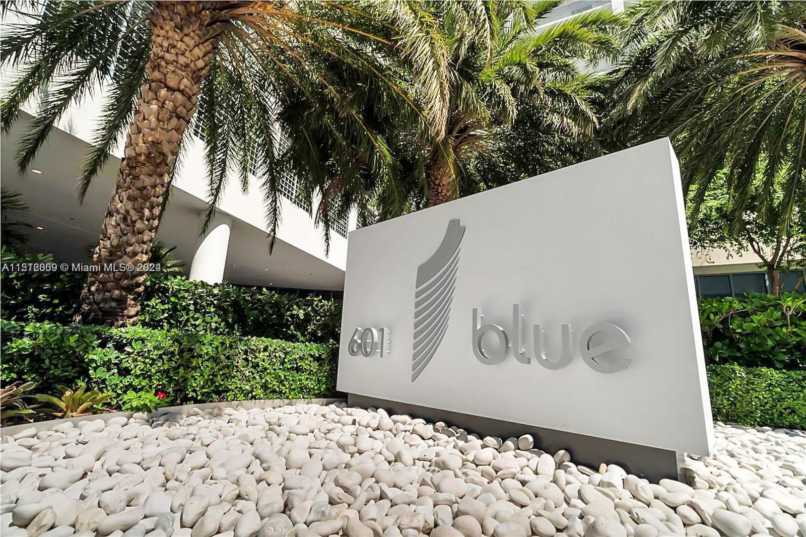 601 NE 36th St 2101, Miami, Florida 33137, 2 Bedrooms Bedrooms, ,2 BathroomsBathrooms,Residentiallease,For Rent,601 NE 36th St 2101,A11512009