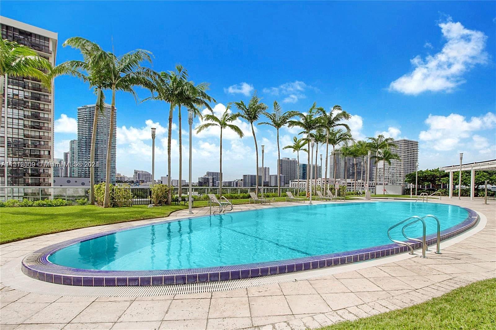 601 NE 36th St 2101, Miami, Florida 33137, 2 Bedrooms Bedrooms, ,2 BathroomsBathrooms,Residentiallease,For Rent,601 NE 36th St 2101,A11512009