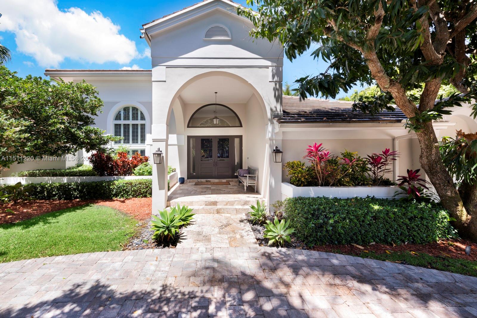 6745 139th St, Palmetto Bay, FL, 33158 United States, 5 Bedrooms Bedrooms, ,3 BathroomsBathrooms,Residential,For Sale,139th St,A11511220