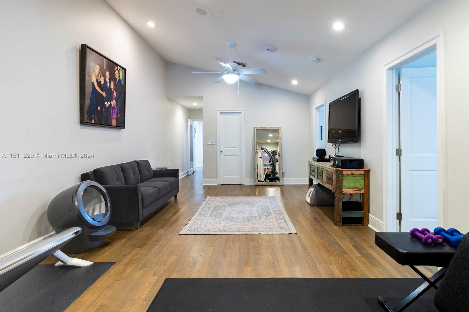 6745 139th St, Palmetto Bay, FL, 33158 United States, 5 Bedrooms Bedrooms, ,3 BathroomsBathrooms,Residential,For Sale,139th St,A11511220