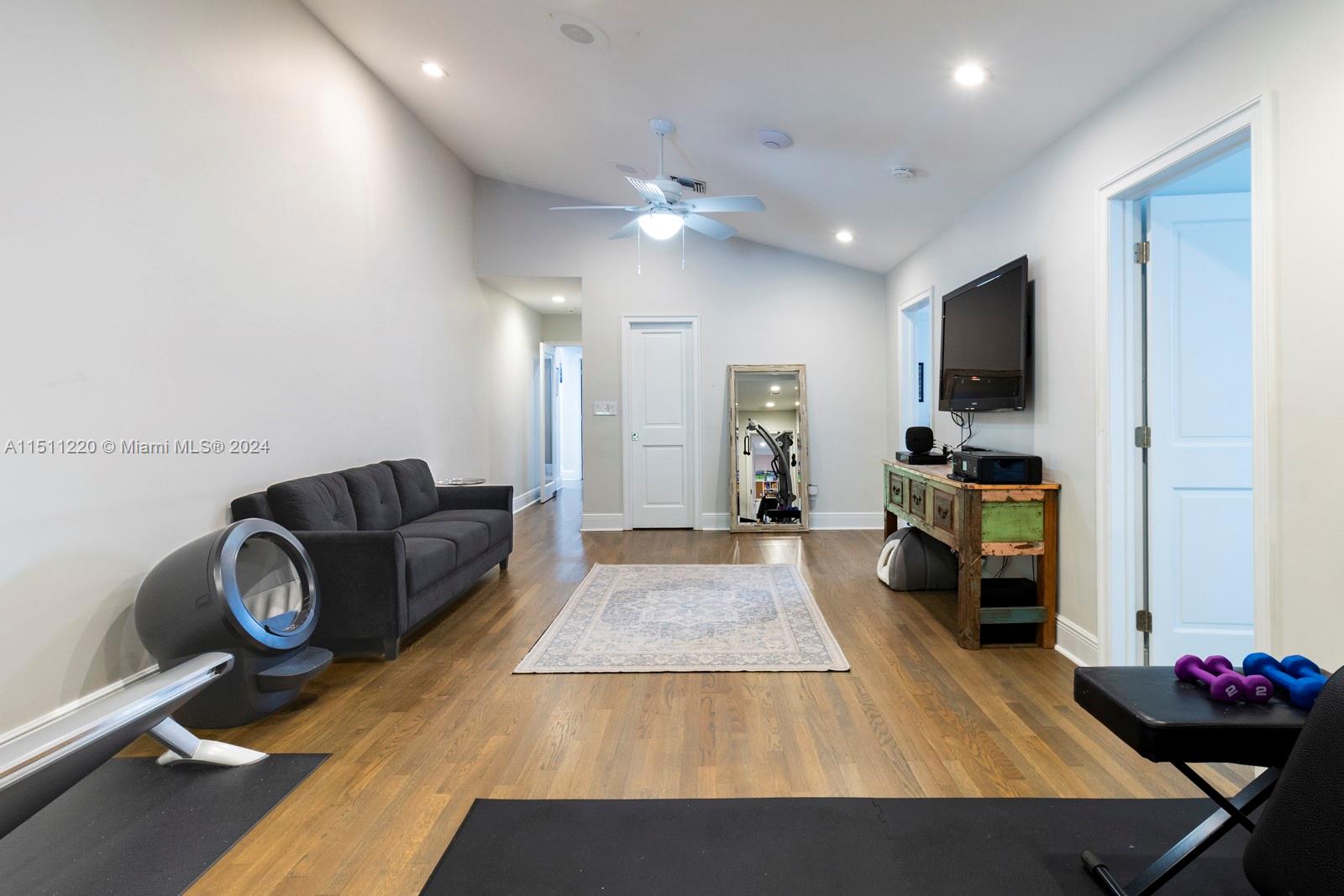 6745 139th St, Palmetto Bay, FL, 33158 United States, 5 Bedrooms Bedrooms, ,3 BathroomsBathrooms,Residential,For Sale,139th St,A11511220