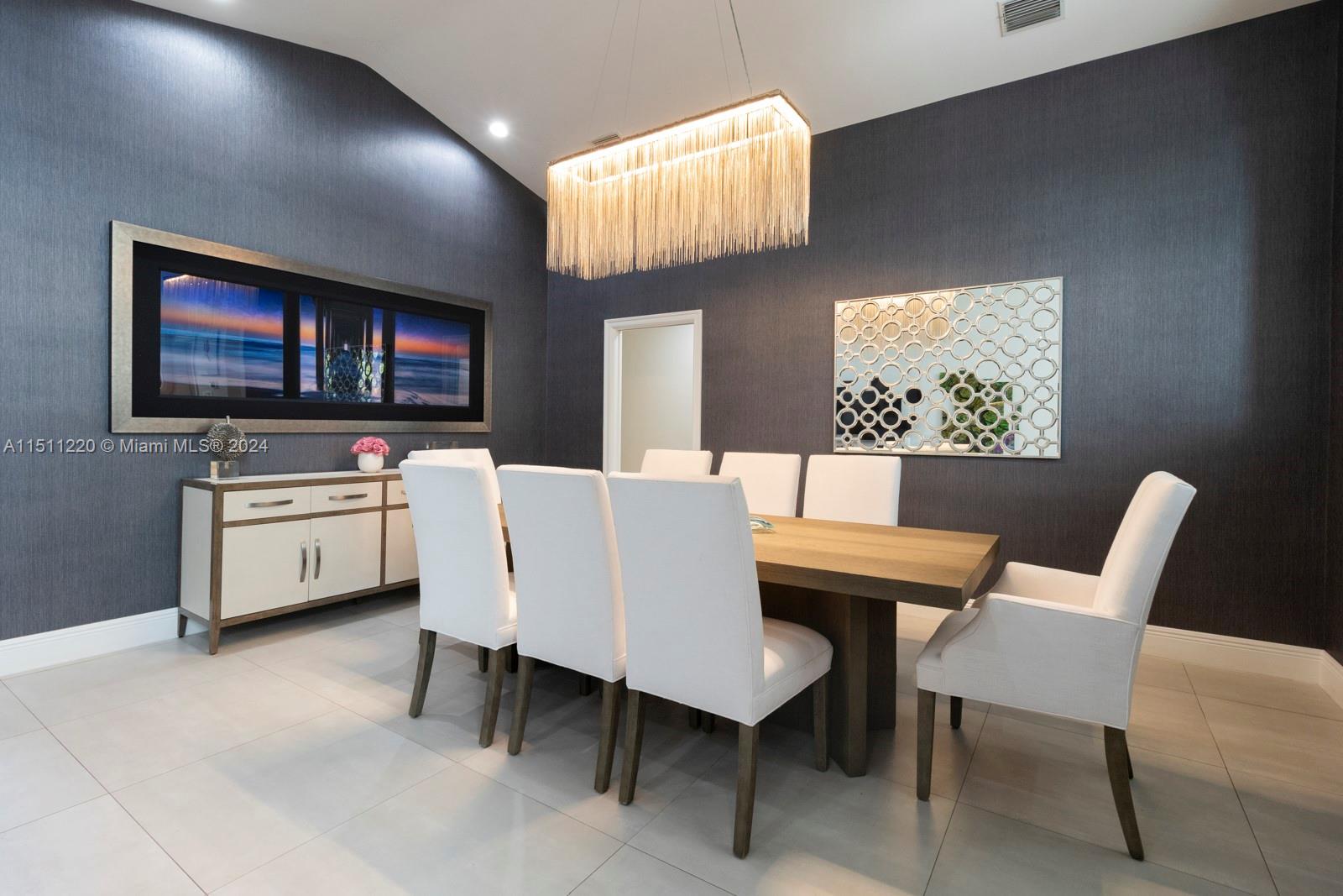 6745 139th St, Palmetto Bay, FL, 33158 United States, 5 Bedrooms Bedrooms, ,3 BathroomsBathrooms,Residential,For Sale,139th St,A11511220