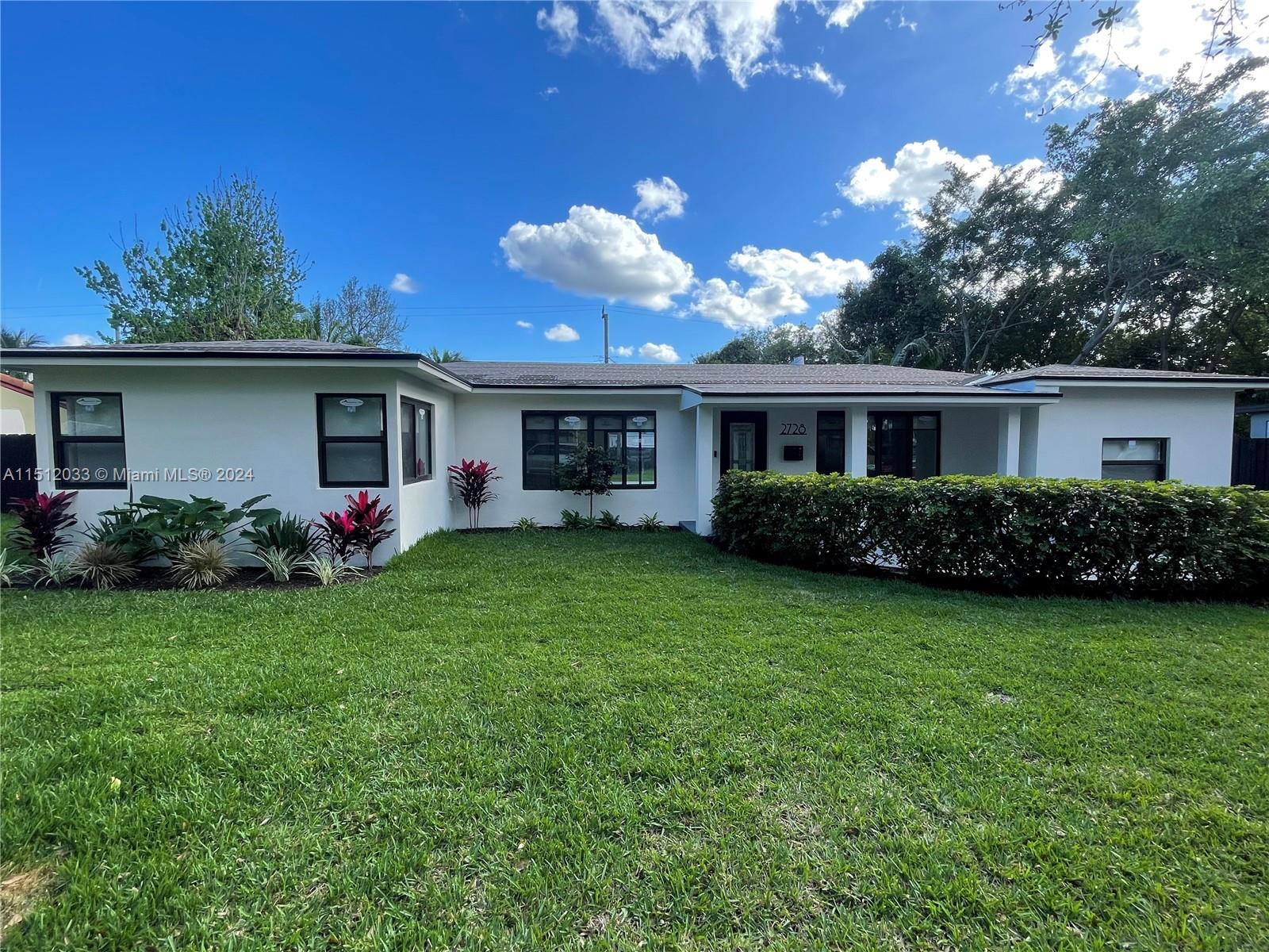 2728  Washington St  For Sale A11512033, FL