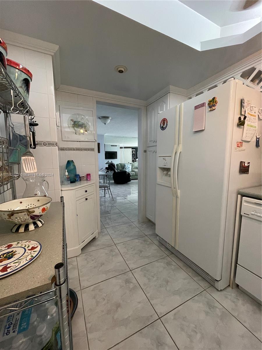 3180 S Ocean Dr 204, Hallandale Beach, Florida 33009, 2 Bedrooms Bedrooms, ,2 BathroomsBathrooms,Residential,For Sale,3180 S Ocean Dr 204,A11512075