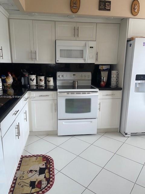 1400 137th Ave, Pembroke Pines, FL, 33027 United States, 2 Bedrooms Bedrooms, ,2 BathroomsBathrooms,Residential,For Sale,137th Ave,A11512090