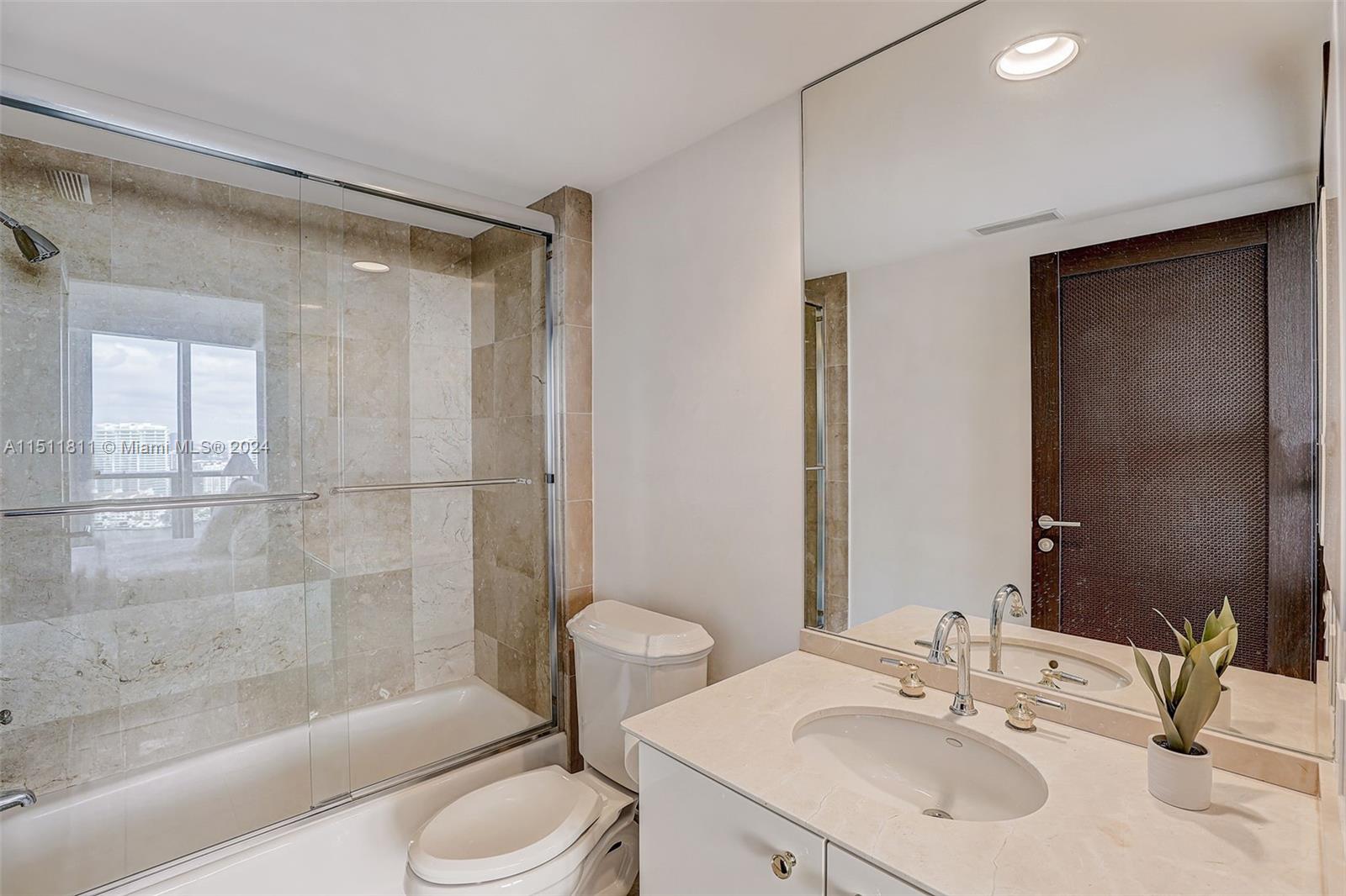 19333 Collins Ave, Sunny Isles Beach, FL, 33160 United States, 3 Bedrooms Bedrooms, ,3 BathroomsBathrooms,Residential,For Sale,Collins Ave,A11511811