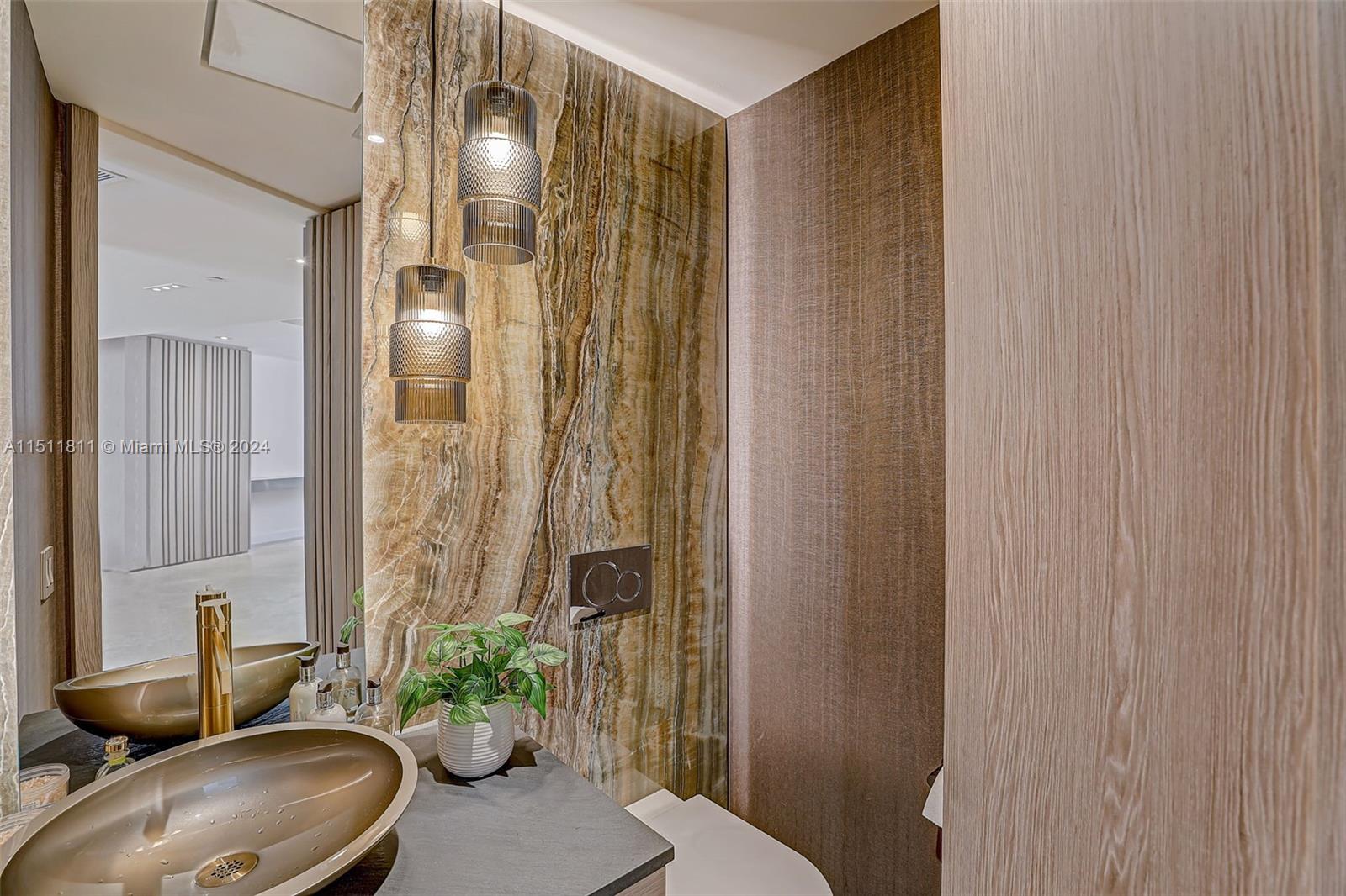 19333 Collins Ave, Sunny Isles Beach, FL, 33160 United States, 3 Bedrooms Bedrooms, ,3 BathroomsBathrooms,Residential,For Sale,Collins Ave,A11511811