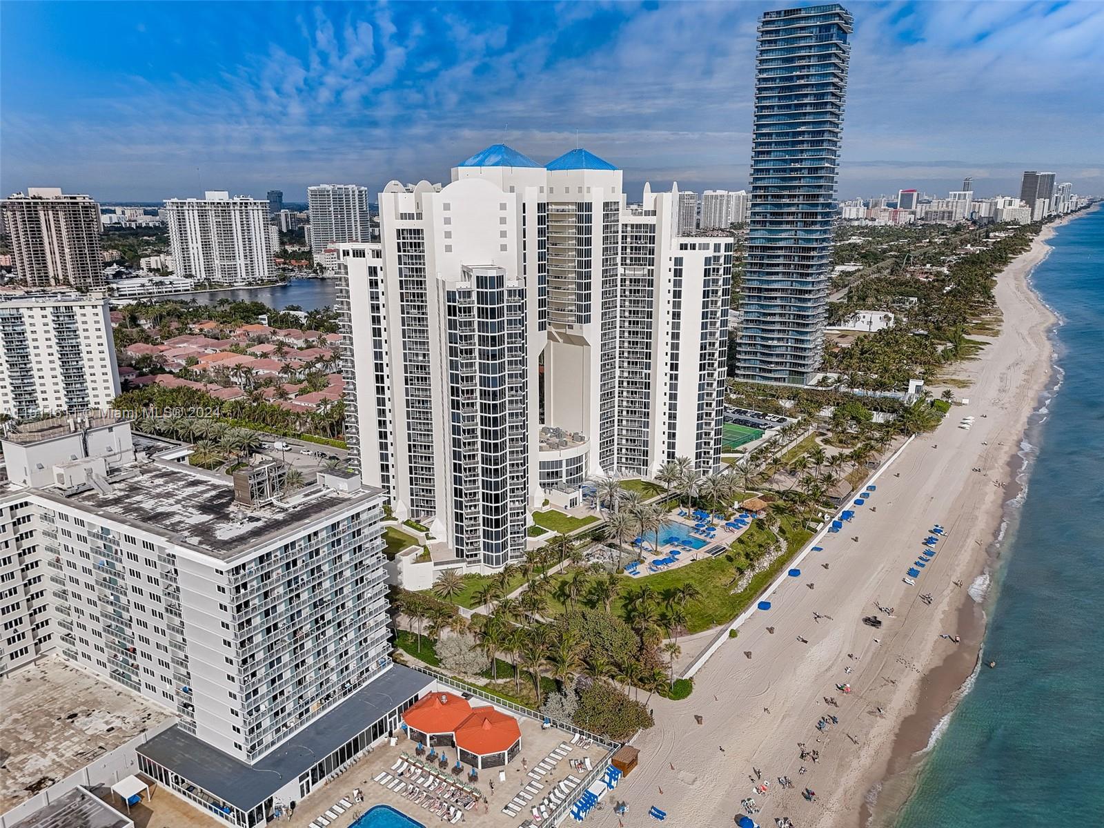 19333 Collins Ave, Sunny Isles Beach, FL, 33160 United States, 3 Bedrooms Bedrooms, ,3 BathroomsBathrooms,Residential,For Sale,Collins Ave,A11511811