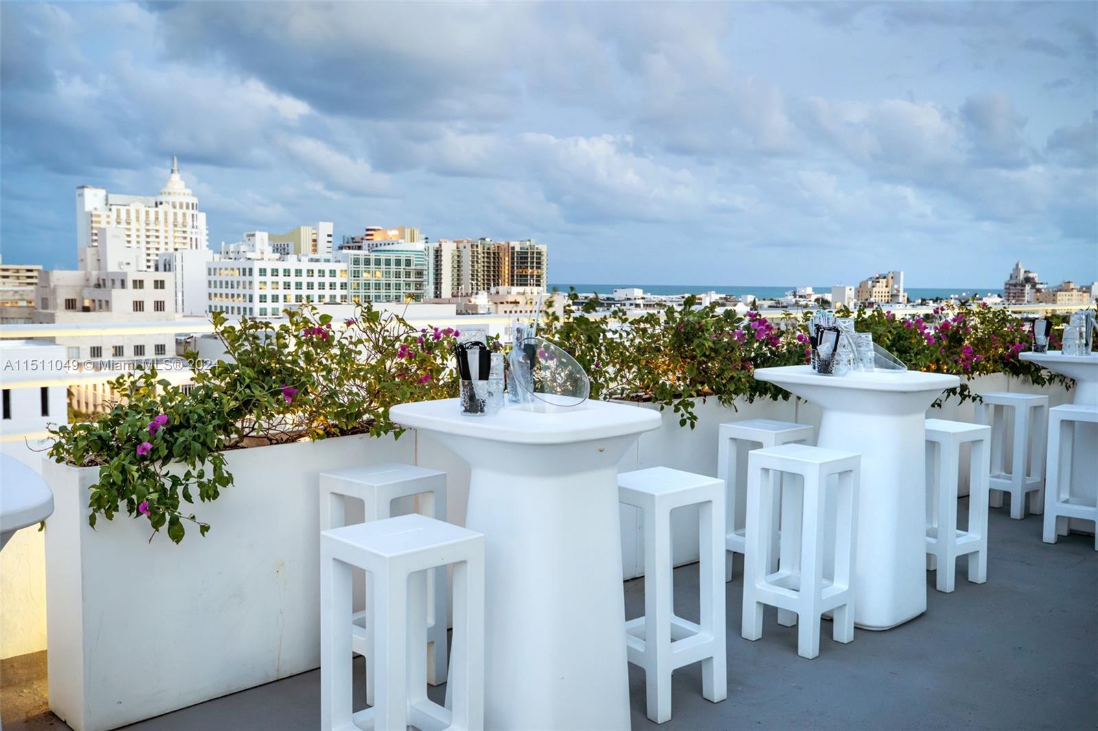 605 Lincoln Rd 800RF, Miami Beach, Florida 33139, ,Commercialsale,For Sale,605 Lincoln Rd 800RF,A11511049