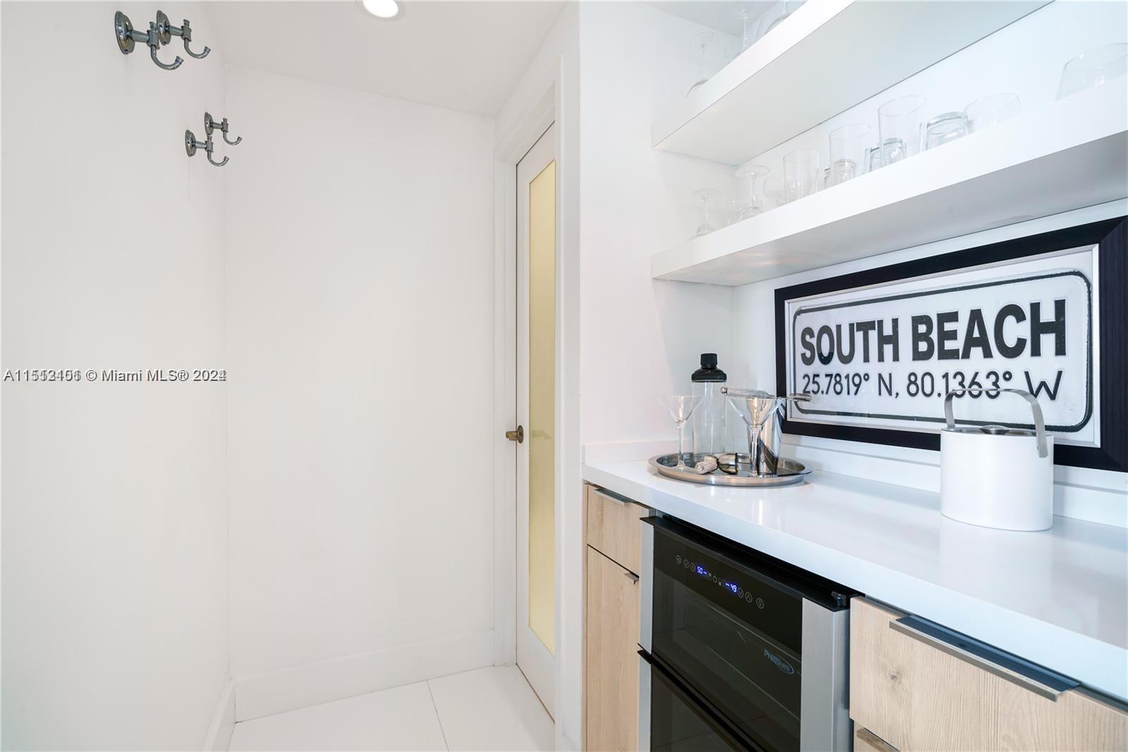 100 Lincoln Rd 739, Miami Beach, Florida 33139, 3 Bedrooms Bedrooms, ,3 BathroomsBathrooms,Residentiallease,For Rent,100 Lincoln Rd 739,A11512101