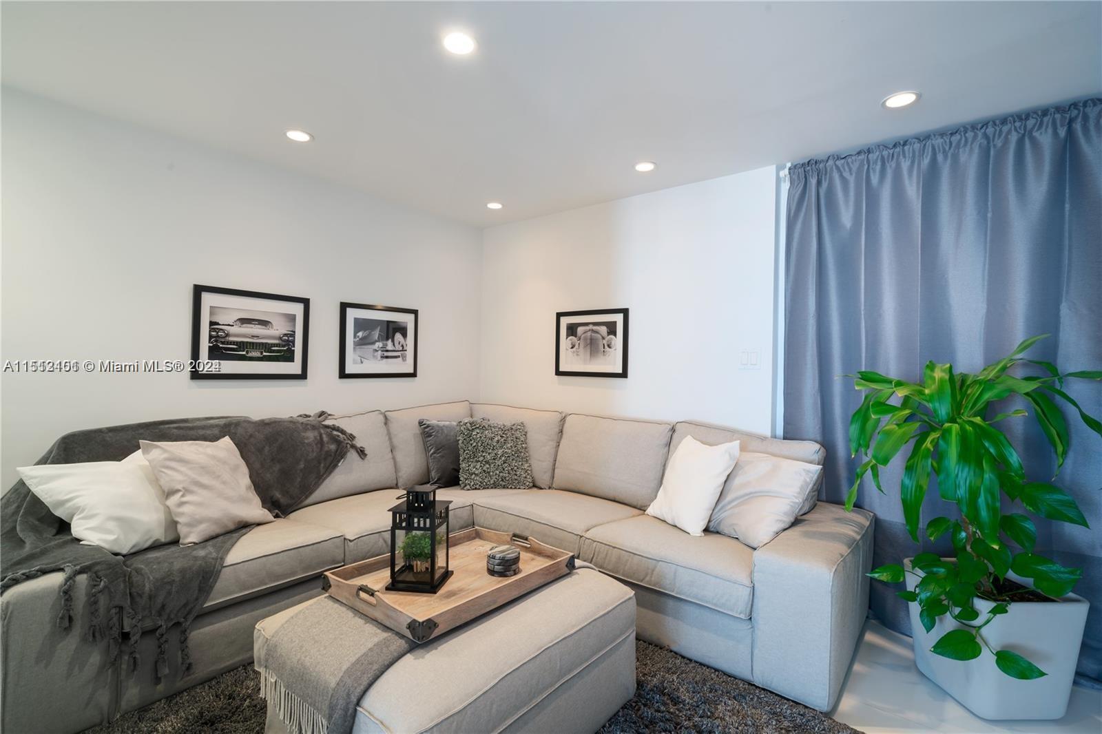 100 Lincoln Rd 739, Miami Beach, Florida 33139, 3 Bedrooms Bedrooms, ,3 BathroomsBathrooms,Residentiallease,For Rent,100 Lincoln Rd 739,A11512101