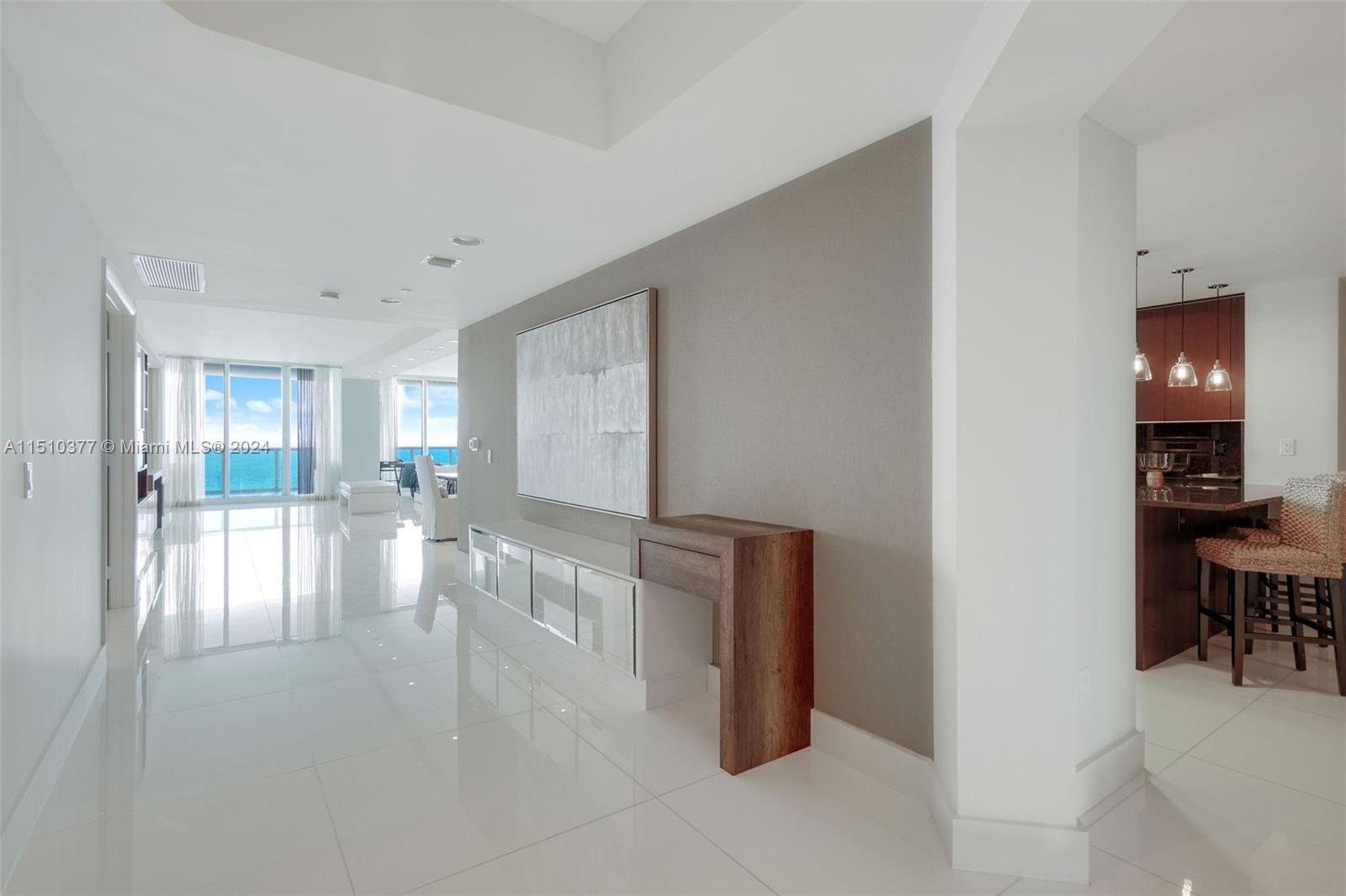 2711 Ocean Dr, Hollywood, FL, 33019 United States, 3 Bedrooms Bedrooms, ,3 BathroomsBathrooms,Residential,For Sale,Ocean Dr,A11510377