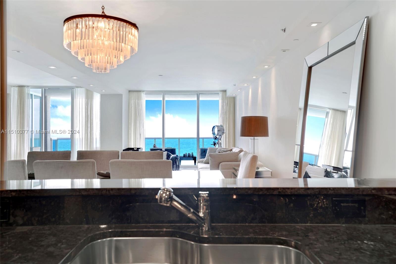 2711 Ocean Dr, Hollywood, FL, 33019 United States, 3 Bedrooms Bedrooms, ,3 BathroomsBathrooms,Residential,For Sale,Ocean Dr,A11510377