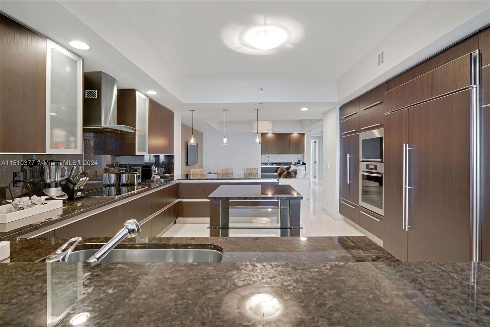 2711 Ocean Dr, Hollywood, FL, 33019 United States, 3 Bedrooms Bedrooms, ,3 BathroomsBathrooms,Residential,For Sale,Ocean Dr,A11510377