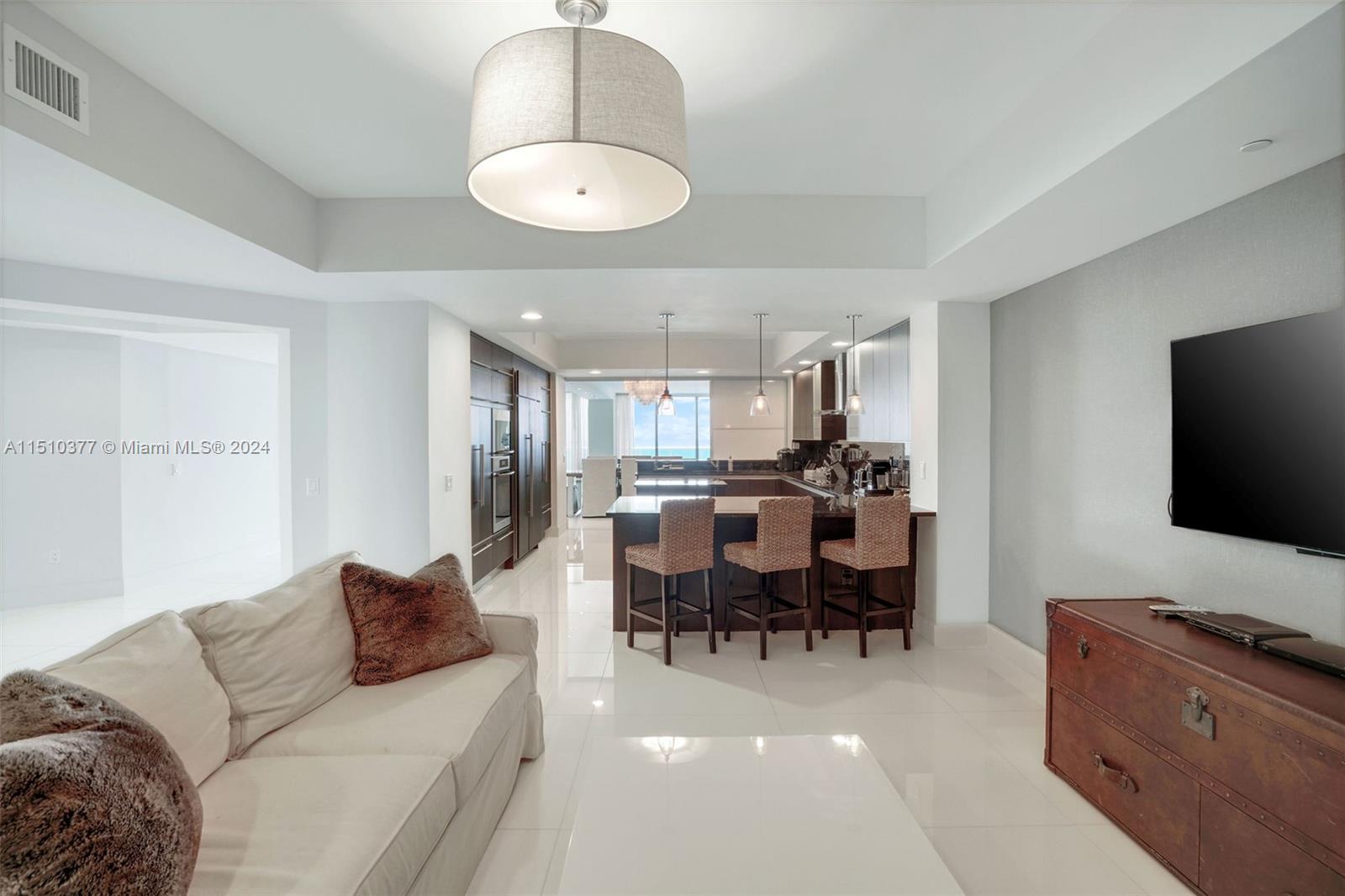 2711 Ocean Dr, Hollywood, FL, 33019 United States, 3 Bedrooms Bedrooms, ,3 BathroomsBathrooms,Residential,For Sale,Ocean Dr,A11510377