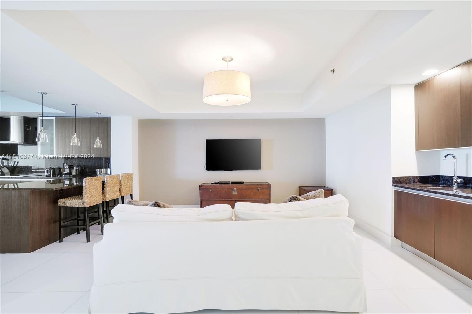 2711 Ocean Dr, Hollywood, FL, 33019 United States, 3 Bedrooms Bedrooms, ,3 BathroomsBathrooms,Residential,For Sale,Ocean Dr,A11510377