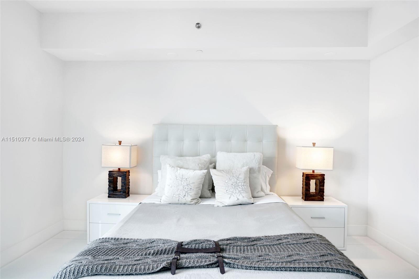 2711 Ocean Dr, Hollywood, FL, 33019 United States, 3 Bedrooms Bedrooms, ,3 BathroomsBathrooms,Residential,For Sale,Ocean Dr,A11510377