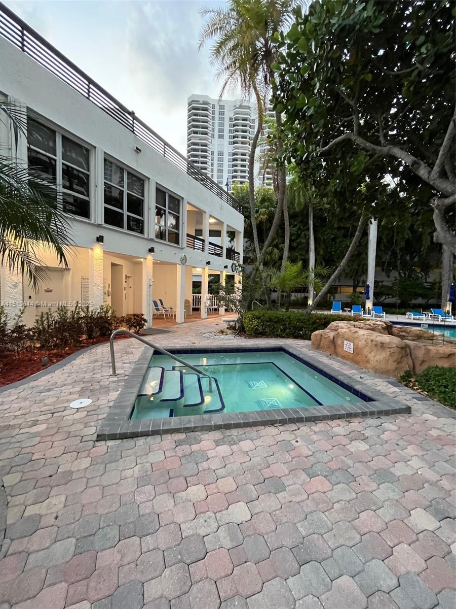 3600 Mystic Pointe Dr 1010, Aventura, Florida 33180, 2 Bedrooms Bedrooms, ,2 BathroomsBathrooms,Residential,For Sale,3600 Mystic Pointe Dr 1010,A11510644