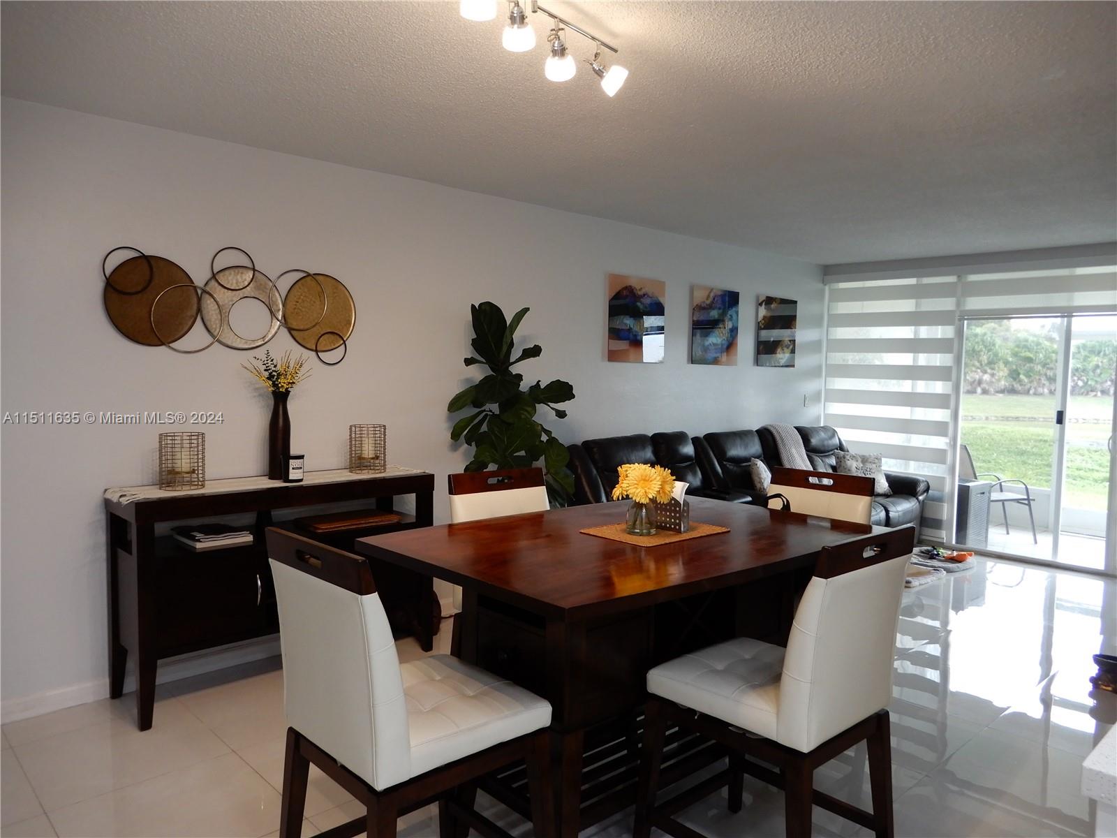 870 NW 87th Ave 103, Miami, Florida 33172, 3 Bedrooms Bedrooms, ,2 BathroomsBathrooms,Residential,For Sale,870 NW 87th Ave 103,A11511635