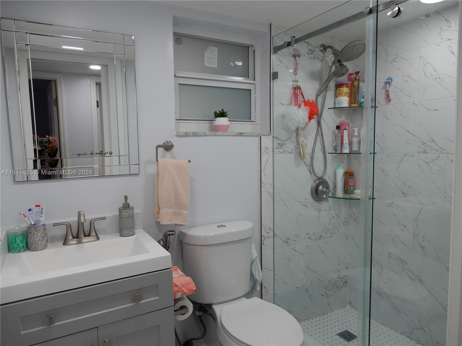 870 NW 87th Ave 103, Miami, Florida 33172, 3 Bedrooms Bedrooms, ,2 BathroomsBathrooms,Residential,For Sale,870 NW 87th Ave 103,A11511635