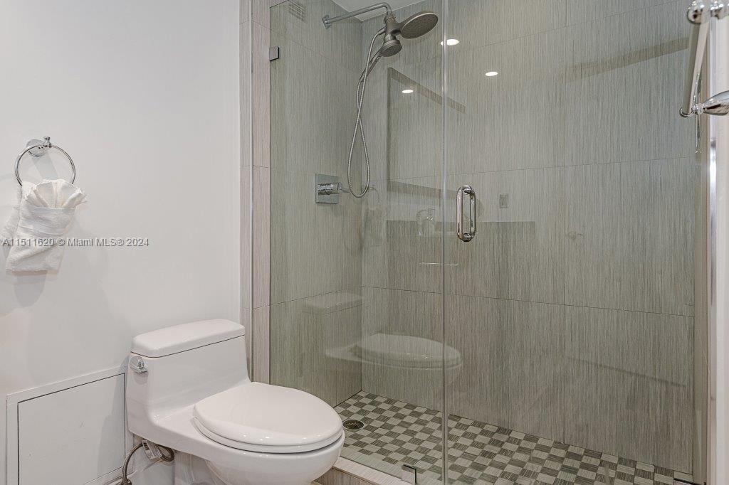 2301 Collins Ave 1532, Miami Beach, Florida 33139, ,2 BathroomsBathrooms,Residential,For Sale,2301 Collins Ave 1532,A11511620