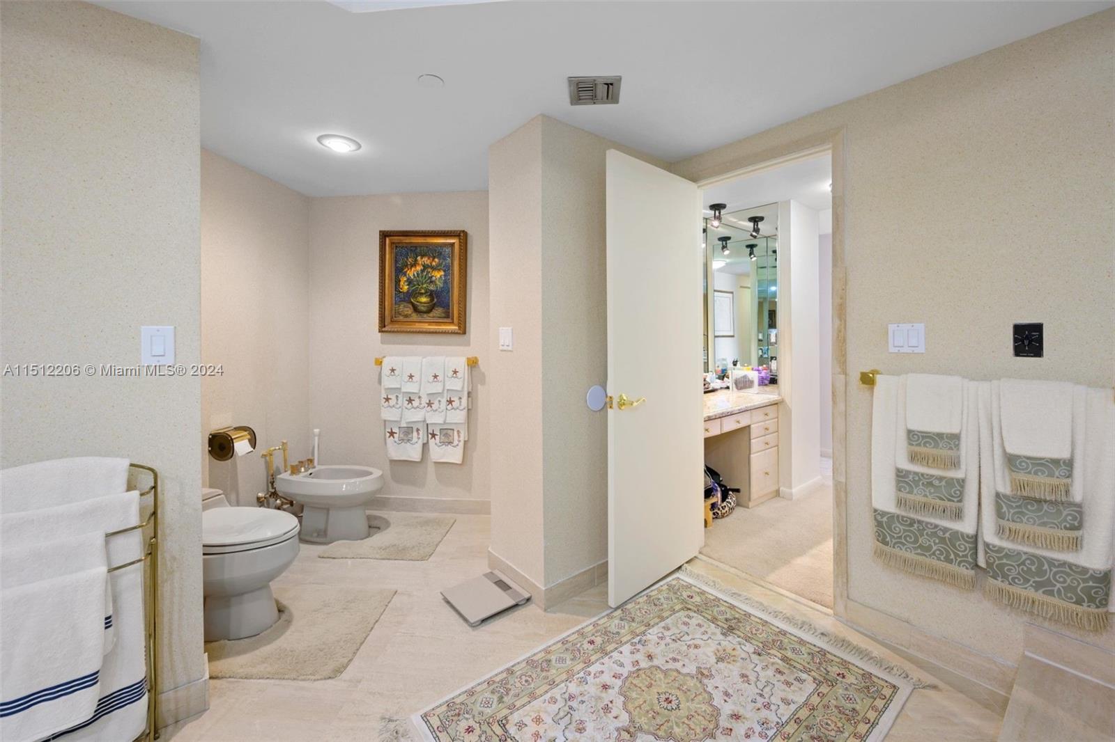 4000 Island Blvd, Aventura, FL, 33160 United States, 3 Bedrooms Bedrooms, ,3 BathroomsBathrooms,Residential,For Sale,Island Blvd,A11512206