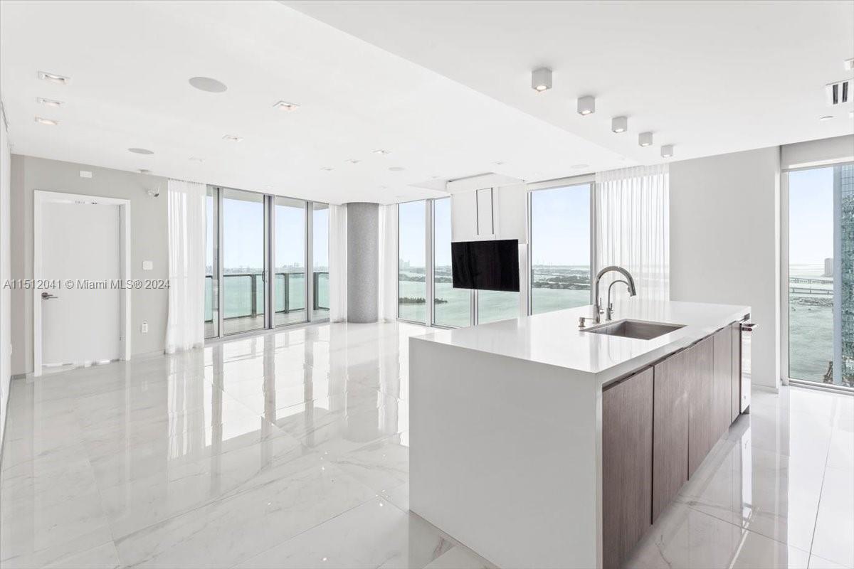 2900 NE 7th Ave 3707, Miami, Florida 33137, 3 Bedrooms Bedrooms, ,4 BathroomsBathrooms,Residential,For Sale,2900 NE 7th Ave 3707,A11512041