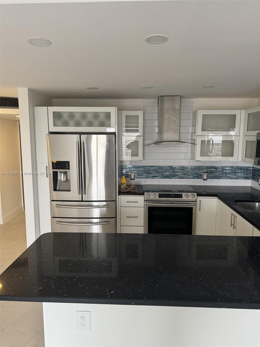 2801 183rd St, Aventura, FL, 33160 United States, 1 Bedroom Bedrooms, ,2 BathroomsBathrooms,Residential,For Sale,183rd St,A11512267
