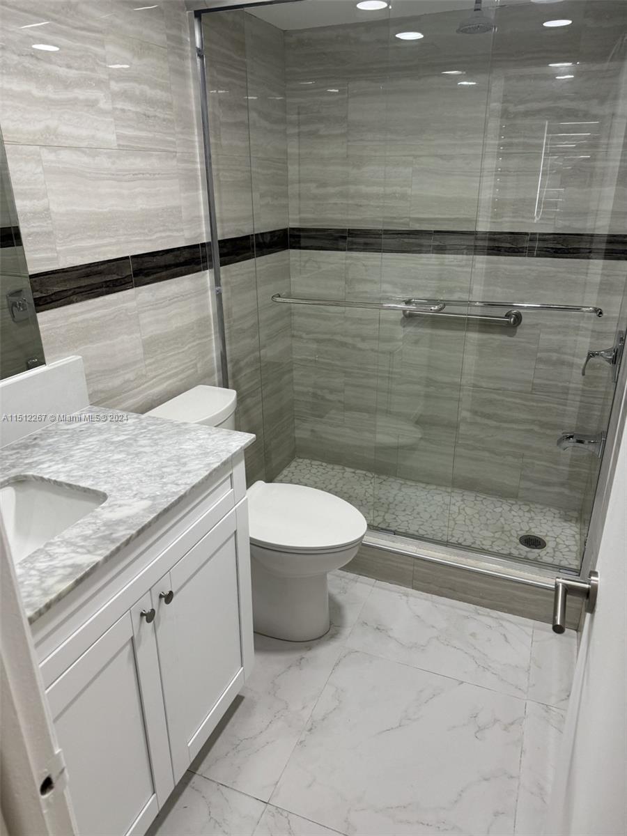 2801 183rd St, Aventura, FL, 33160 United States, 1 Bedroom Bedrooms, ,2 BathroomsBathrooms,Residential,For Sale,183rd St,A11512267