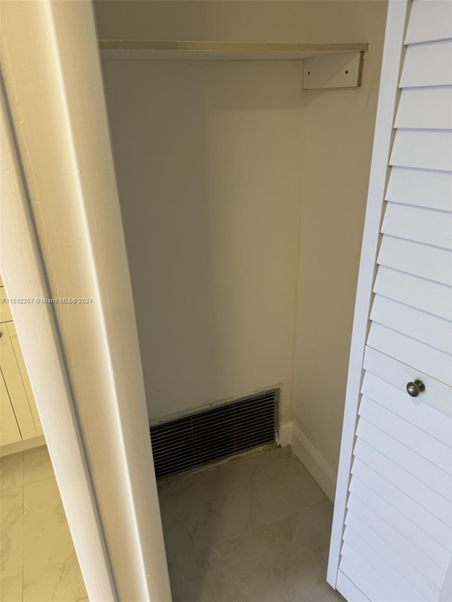 2801 183rd St, Aventura, FL, 33160 United States, 1 Bedroom Bedrooms, ,2 BathroomsBathrooms,Residential,For Sale,183rd St,A11512267