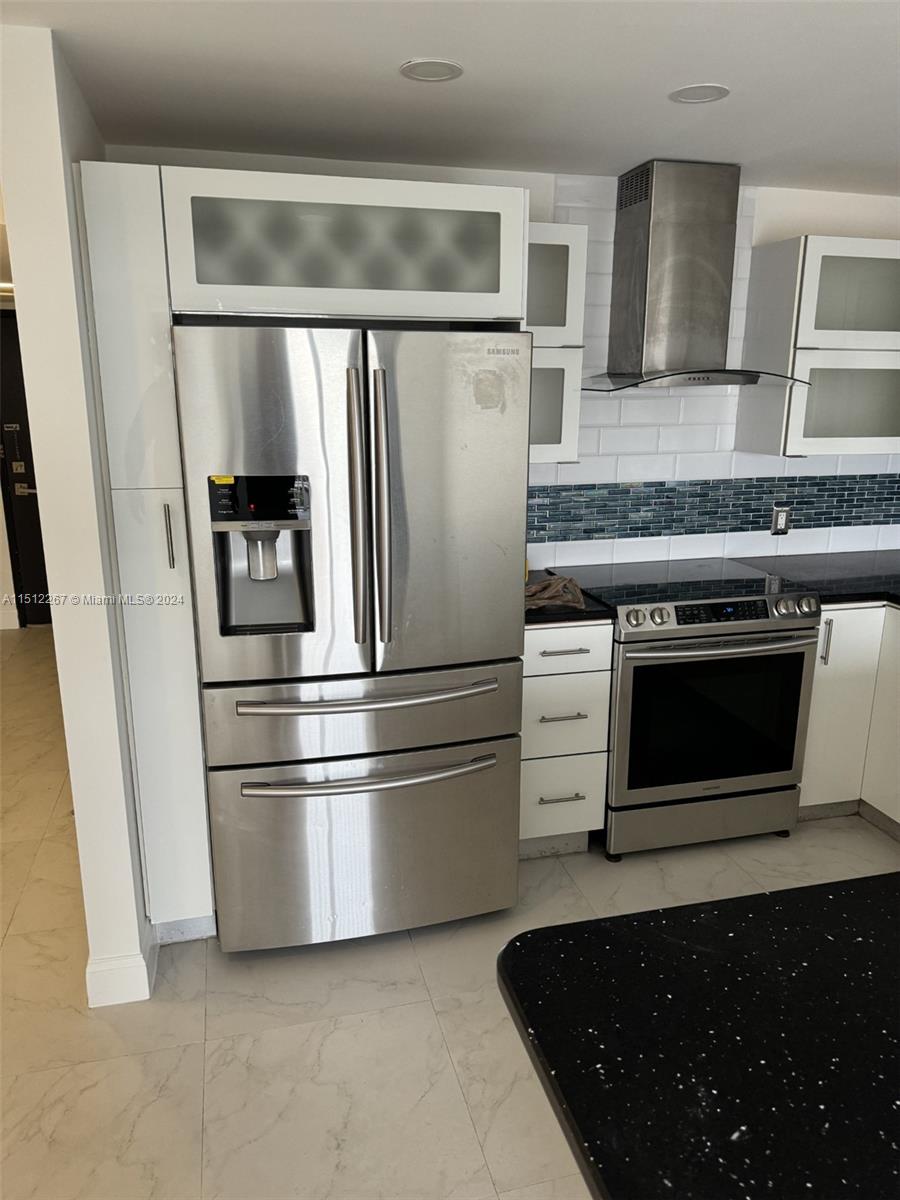 2801 183rd St, Aventura, FL, 33160 United States, 1 Bedroom Bedrooms, ,2 BathroomsBathrooms,Residential,For Sale,183rd St,A11512267