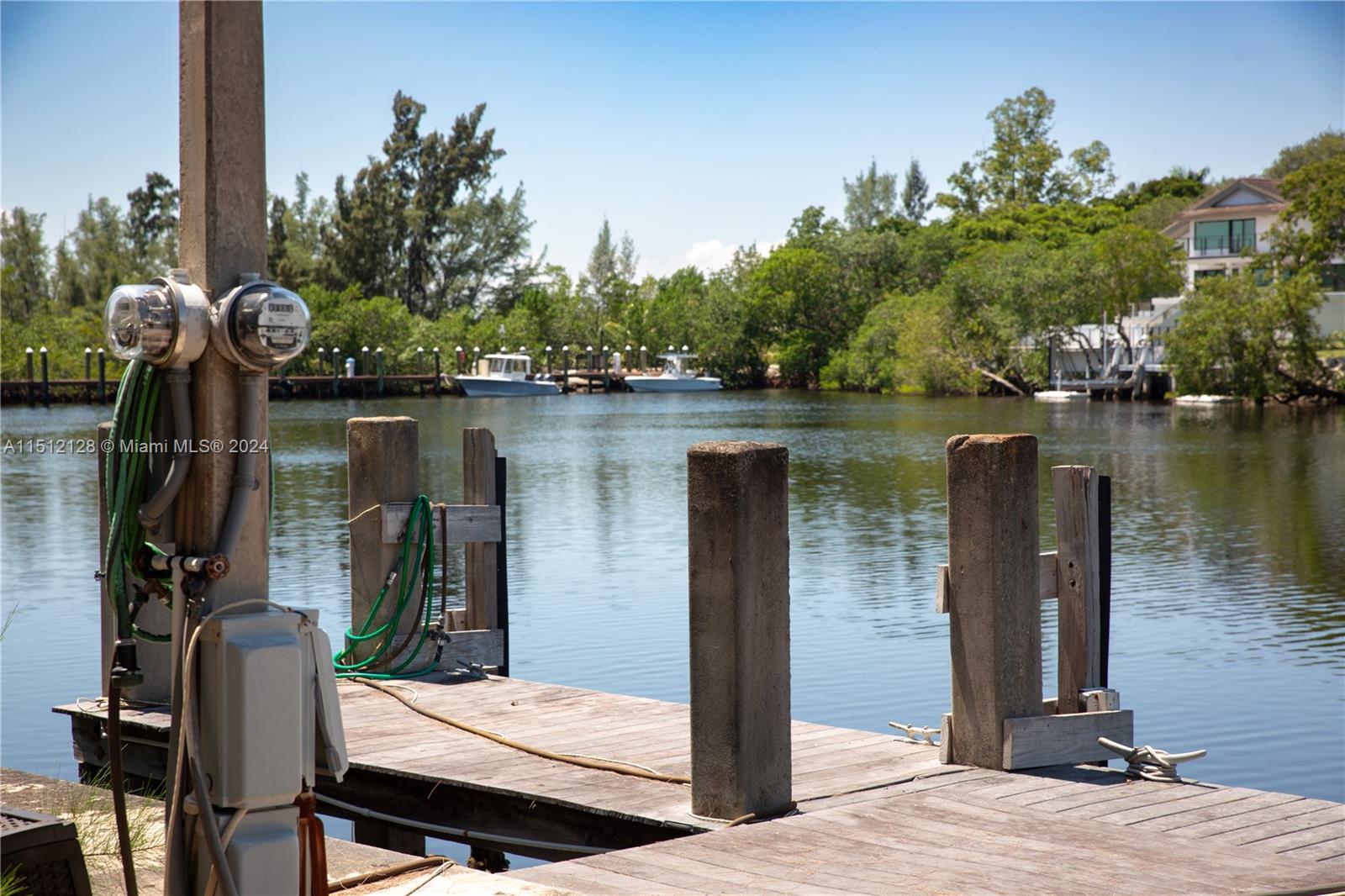 325 Campana Ave, Coral Gables, FL, 33156 United States, 6 Bedrooms Bedrooms, ,5 BathroomsBathrooms,Residential,For Sale,Campana Ave,A11512128