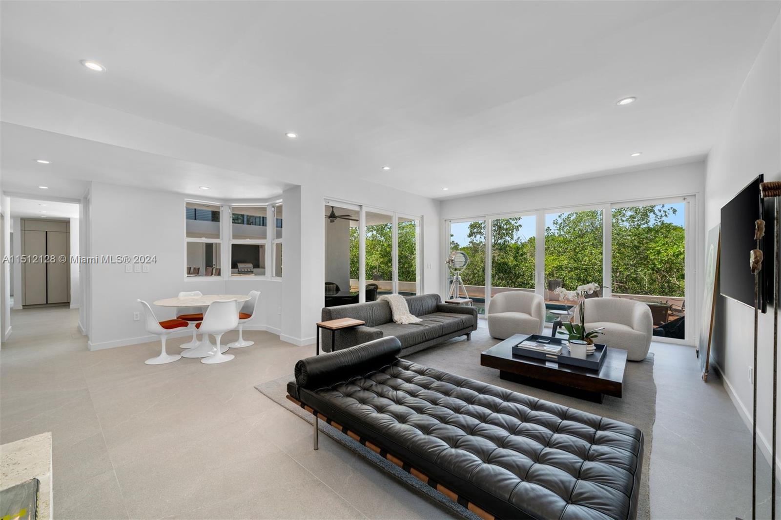 325 Campana Ave, Coral Gables, FL, 33156 United States, 6 Bedrooms Bedrooms, ,5 BathroomsBathrooms,Residential,For Sale,Campana Ave,A11512128