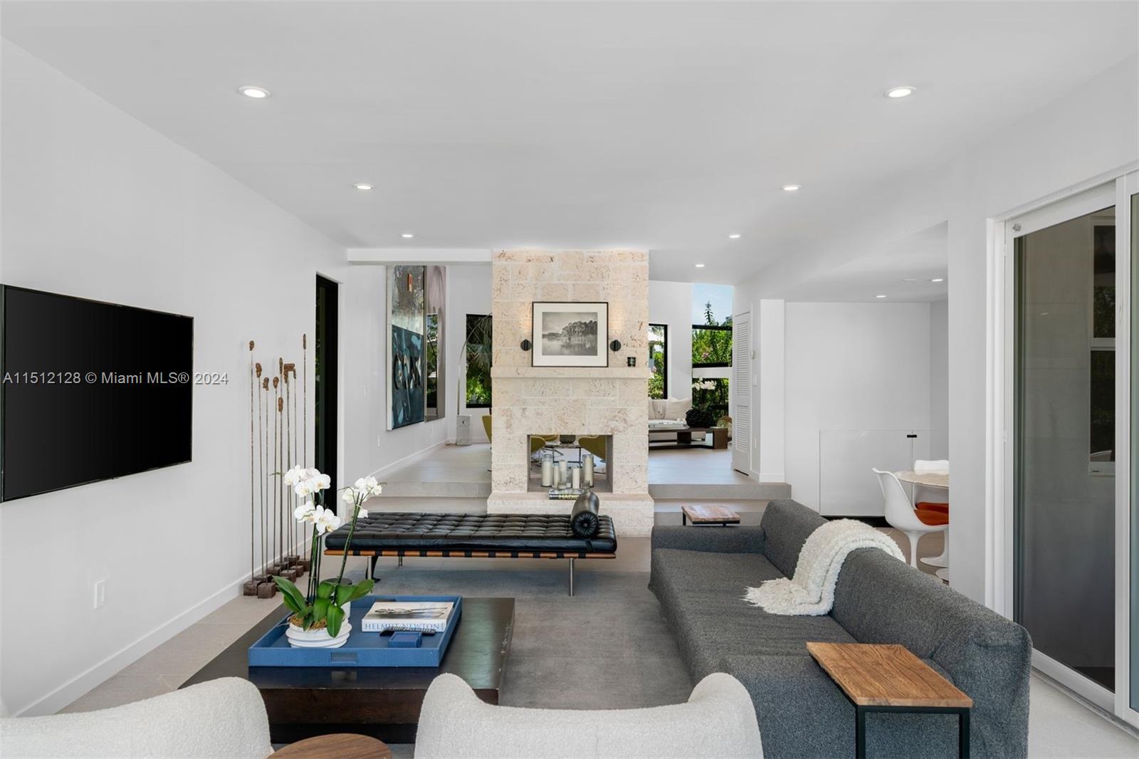 325 Campana Ave, Coral Gables, FL, 33156 United States, 6 Bedrooms Bedrooms, ,5 BathroomsBathrooms,Residential,For Sale,Campana Ave,A11512128