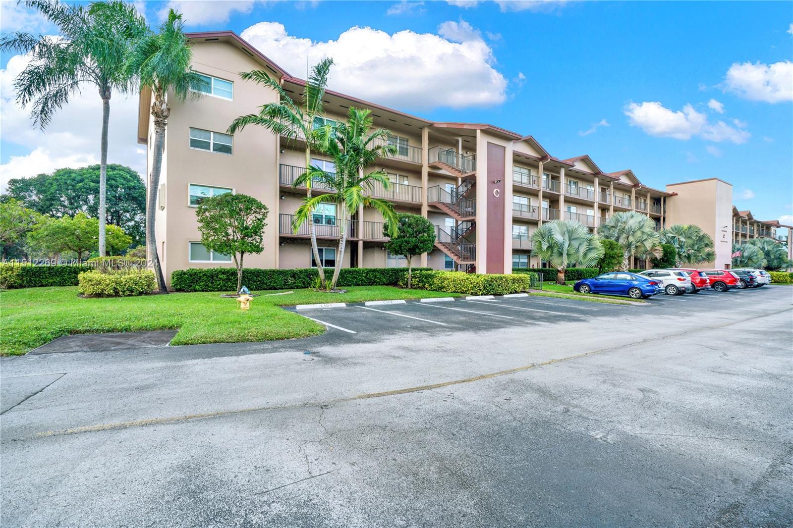 100 SW 130th Ter #303C For Sale A11512269, FL