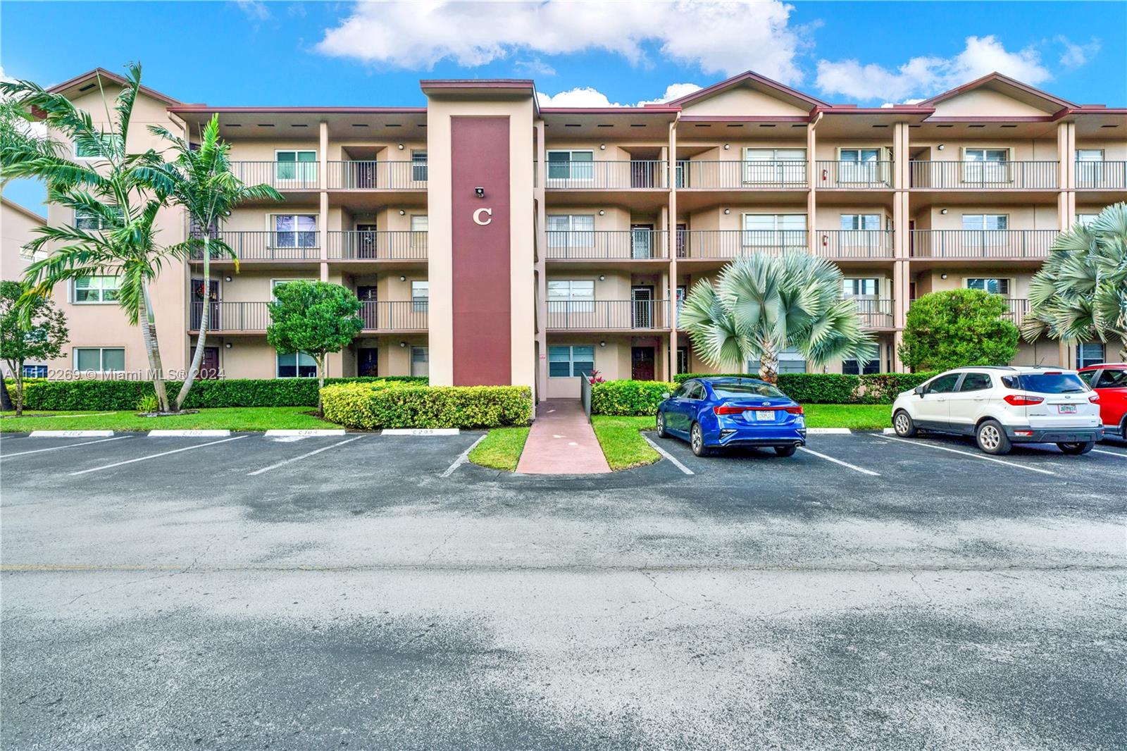 100 130th Ter, Pembroke Pines, FL, 33027 United States, 1 Bedroom Bedrooms, ,1 BathroomBathrooms,Residential,For Sale,130th Ter,A11512269