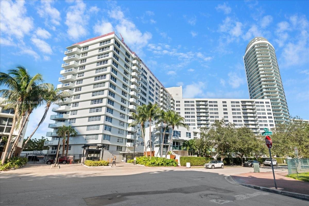 1500 Bay Rd 422S, Miami Beach, Florida 33139, 2 Bedrooms Bedrooms, ,2 BathroomsBathrooms,Residential,For Sale,1500 Bay Rd 422S,A11508972